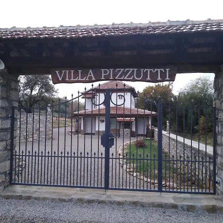 пицути Casa de hóspedes Devetaki