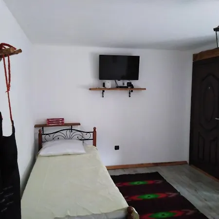 пицути 3* Devetaki