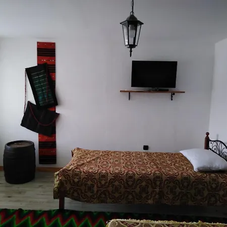пицути Casa de hóspedes Devetaki