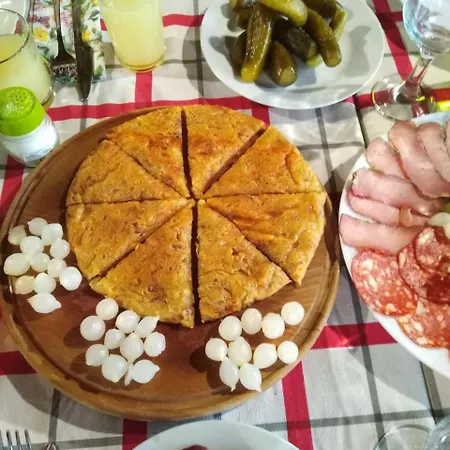 Casa de hóspedes пицути 3*